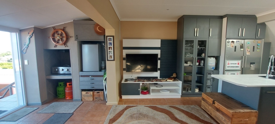 2 Bedroom Property for Sale in Gouritsmond Western Cape